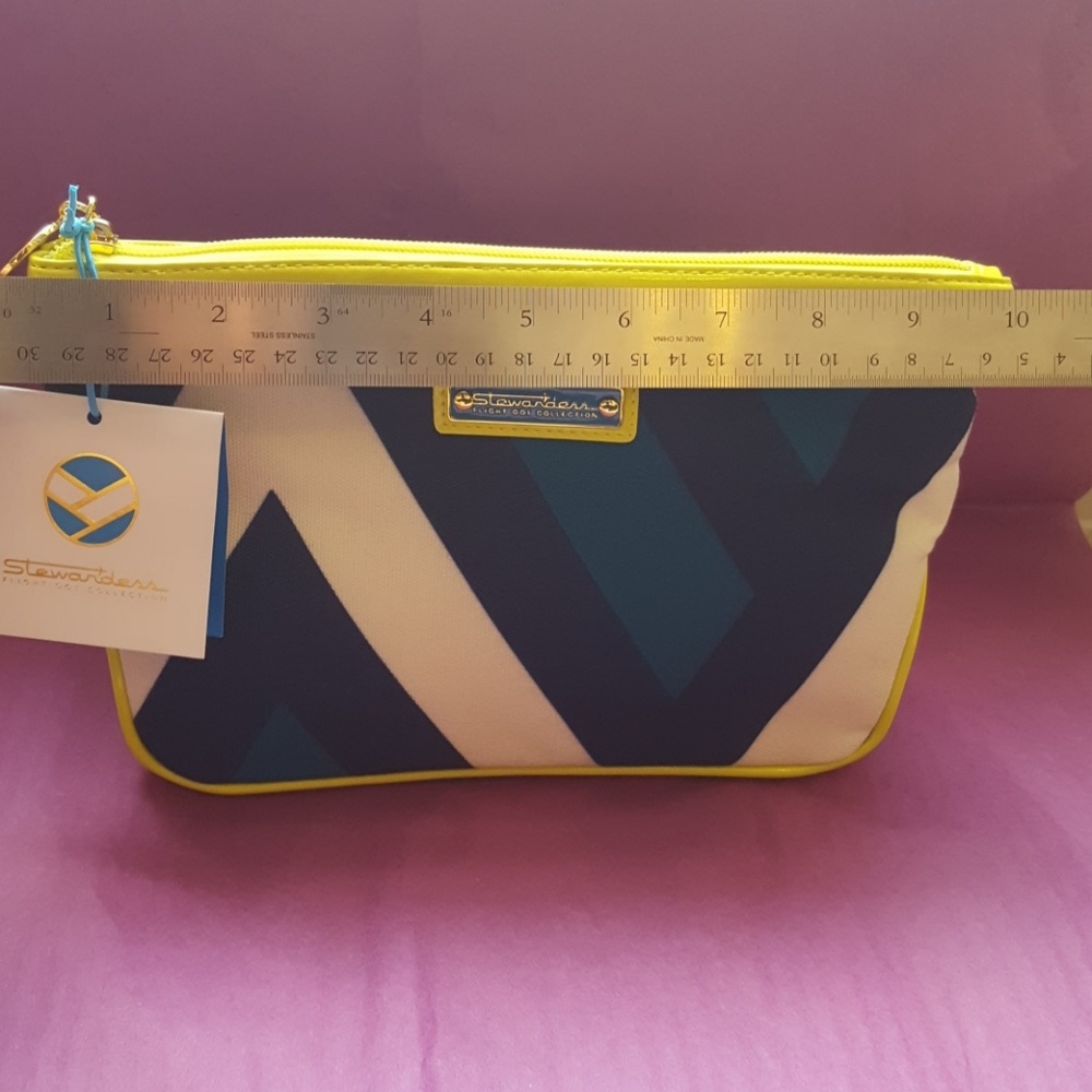 Flight 001 Blue Makeup Bag - Picture 7 of 8